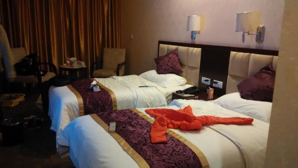 Chengdu Xiang Yu Hotel Exterior photo